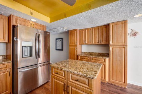 Condominio en venta en Redington Shores, Florida, 2 dormitorios, 134.71 m2 № 1685010 - foto 9