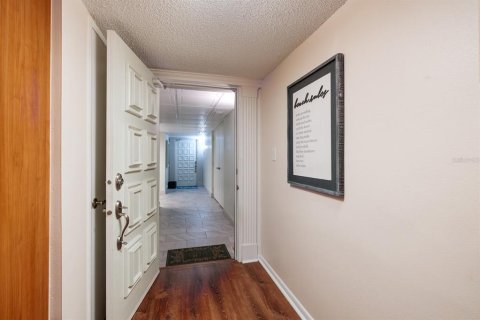 Condominio en venta en Redington Shores, Florida, 2 dormitorios, 134.71 m2 № 1685010 - foto 7