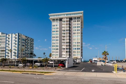 Condominio en venta en Redington Shores, Florida, 2 dormitorios, 134.71 m2 № 1685010 - foto 27