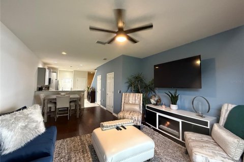 Touwnhouse à vendre à Riverview, Floride: 2 chambres, 147.53 m2 № 1901589 - photo 4