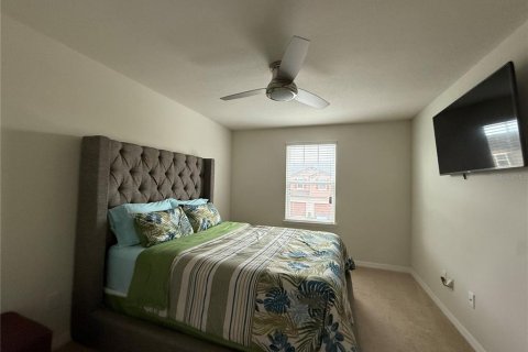 Touwnhouse à vendre à Riverview, Floride: 2 chambres, 147.53 m2 № 1901589 - photo 13