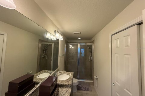 Touwnhouse à vendre à Riverview, Floride: 2 chambres, 147.53 m2 № 1901589 - photo 9
