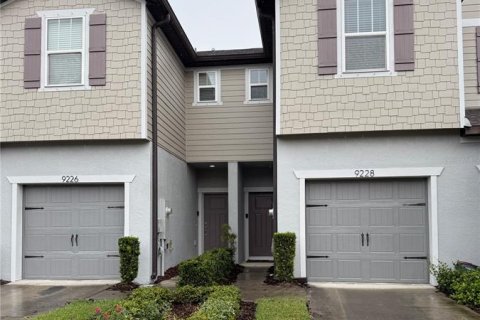 Touwnhouse à vendre à Riverview, Floride: 2 chambres, 147.53 m2 № 1901589 - photo 1
