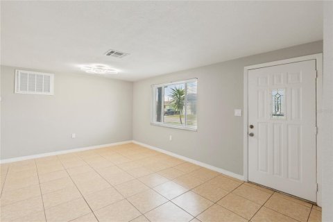Villa ou maison à vendre à Holiday, Floride: 3 chambres, 100.33 m2 № 2355100 - photo 8