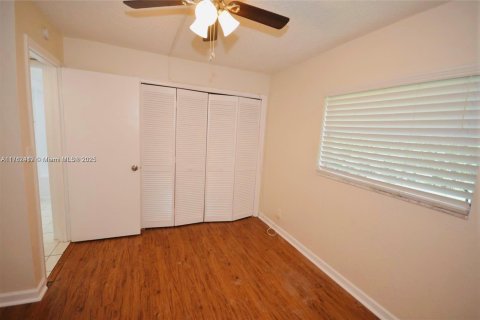 Condominio en venta en Davie, Florida, 2 dormitorios, 91.97 m2 № 1726246 - foto 8