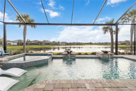 House in Bradenton, Florida 3 bedrooms, 267.84 sq.m. № 1744571 - photo 5