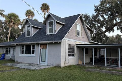 Commercial property in Edgewater, Florida 3 bedrooms, 207.36 sq.m. № 2104016 - photo 2