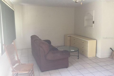 Commercial property in Edgewater, Florida 3 bedrooms, 207.36 sq.m. № 2104016 - photo 15