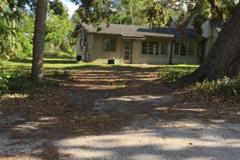 Commercial property in Edgewater, Florida 3 bedrooms, 207.36 sq.m. № 2104016 - photo 6