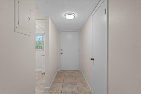 Condo in Ormond Beach, Florida, 2 bedrooms  № 1619037 - photo 6