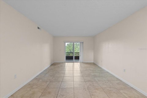 Condo in Ormond Beach, Florida, 2 bedrooms  № 1619037 - photo 13