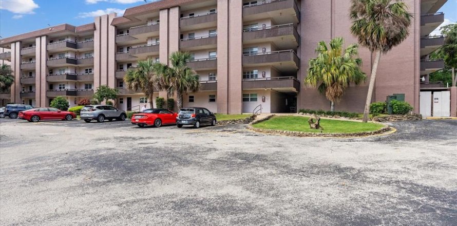 Condo in Ormond Beach, Florida, 2 bedrooms  № 1619037