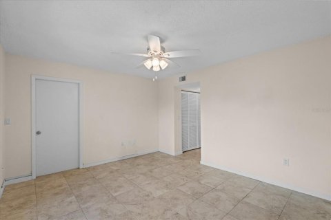 Condo in Ormond Beach, Florida, 2 bedrooms  № 1619037 - photo 25