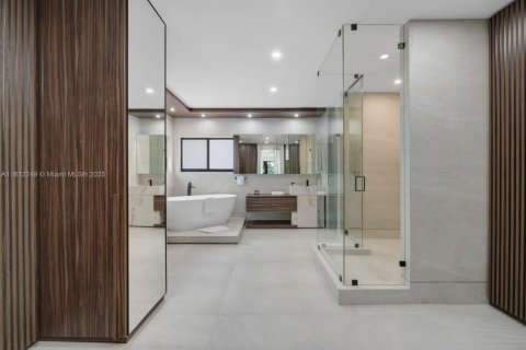Купить виллу или дом в Форт-Лодердейл, Флорида 5 спален, 430.32м2, № 1809108 - фото 5