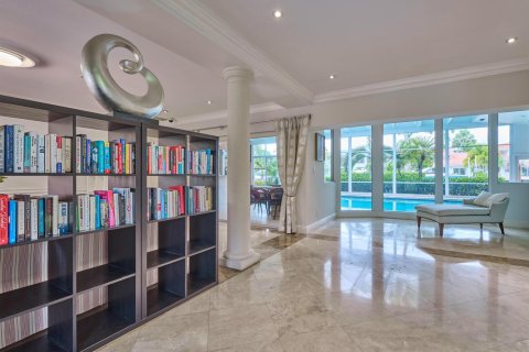 Casa en venta en Fort Lauderdale, Florida, 3 dormitorios, 330.36 m2 № 2414362 - foto 7