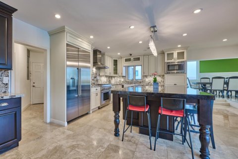 Casa en venta en Fort Lauderdale, Florida, 3 dormitorios, 330.36 m2 № 2414362 - foto 30
