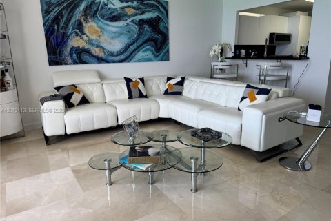 Condo in Miami Beach, Florida, 1 bedroom № 2076556