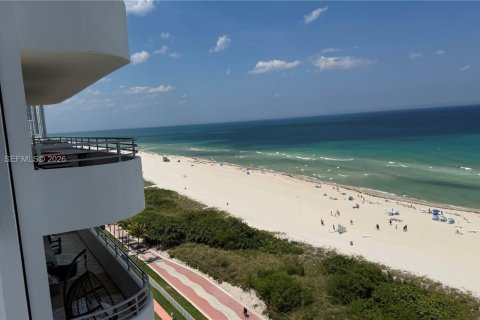 Condo in Miami Beach, Florida, 1 bedroom  № 2076556 - photo 18