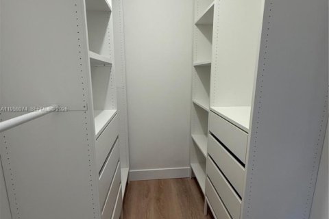 House in Boca Raton, Florida 3 bedrooms, 142.79 sq.m. № 2026693 - photo 14