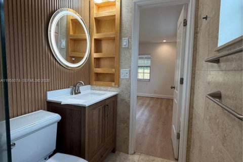 House in Boca Raton, Florida 3 bedrooms, 142.79 sq.m. № 2026693 - photo 22