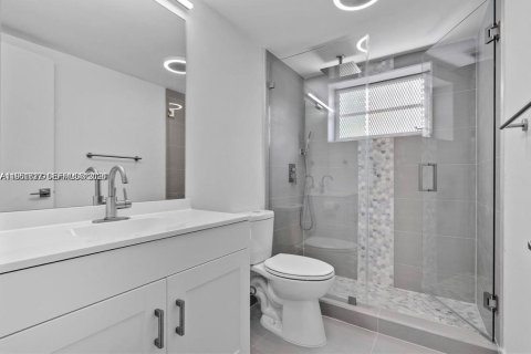 Снять в аренду кондоминиум в Майами-Бич, Флорида 1 спальня, 58.99м2, № 2006060 - фото 5