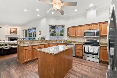 Villa ou maison à vendre à Lakeland, Floride: 4 chambres, 266.54 m2 № 2413579 - photo 9