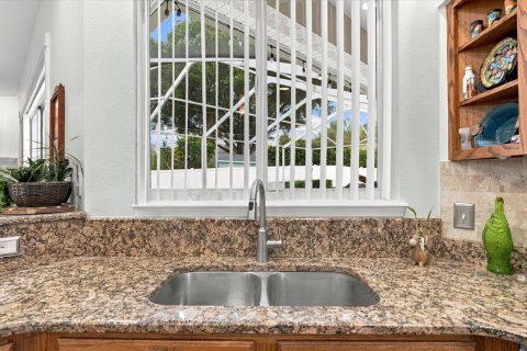Villa ou maison à vendre à Lakeland, Floride: 4 chambres, 266.54 m2 № 2413579 - photo 11
