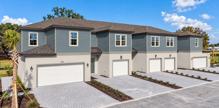 Townhouse in Eustis, Florida 3 bedrooms, 152.82 sq.m. № 2394089