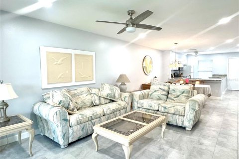 Condominio en alquiler en Sarasota, Florida, 2 dormitorios, 99.31 m2 № 1666242 - foto 7