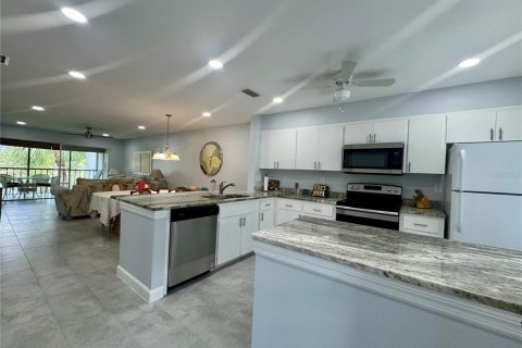 Condominio en alquiler en Sarasota, Florida, 2 dormitorios, 99.31 m2 № 1666242 - foto 15