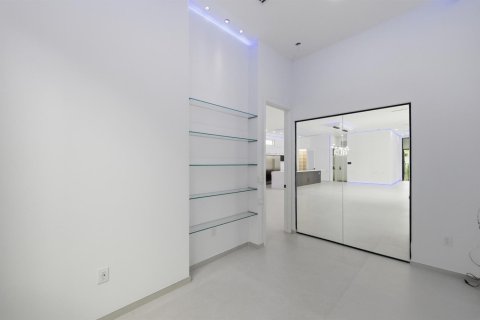 House in Fort Lauderdale, Florida 3 bedrooms, 282.14 sq.m. № 2247064 - photo 25
