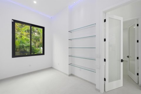 House in Fort Lauderdale, Florida 3 bedrooms, 282.14 sq.m. № 2247064 - photo 27