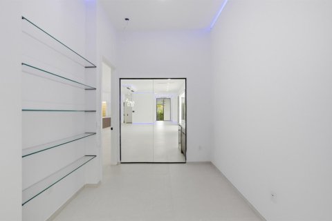 House in Fort Lauderdale, Florida 3 bedrooms, 282.14 sq.m. № 2247064 - photo 23