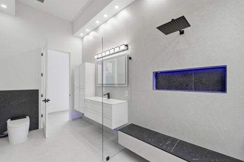 House in Fort Lauderdale, Florida 3 bedrooms, 282.14 sq.m. № 2247064 - photo 30