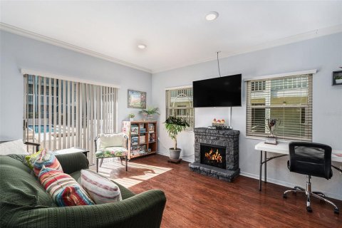 Condo in Saint Petersburg, Florida, 2 bedrooms  № 1543091 - photo 26