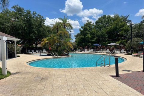 Townhouse in Kissimmee, Florida 4 bedrooms, 157.38 sq.m. № 1813656 - photo 8