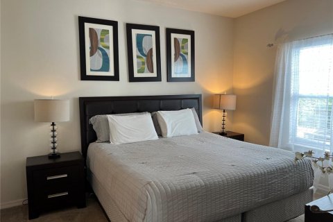 Townhouse in Kissimmee, Florida 4 bedrooms, 157.38 sq.m. № 1813656 - photo 9
