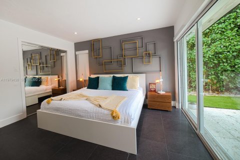 Купить виллу или дом в Катлер-Бей, Флорида 5 спален, 153.57м2, № 2046051 - фото 19