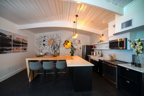 Купить виллу или дом в Катлер-Бей, Флорида 5 спален, 153.57м2, № 2046051 - фото 10