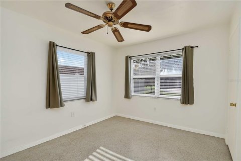 House in Bradenton, Florida 3 bedrooms, 106.65 sq.m. № 2199916 - photo 22