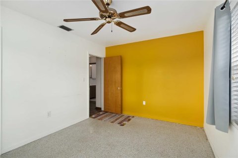 House in Bradenton, Florida 3 bedrooms, 106.65 sq.m. № 2199916 - photo 20