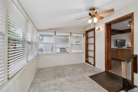 House in Bradenton, Florida 3 bedrooms, 106.65 sq.m. № 2199916 - photo 14