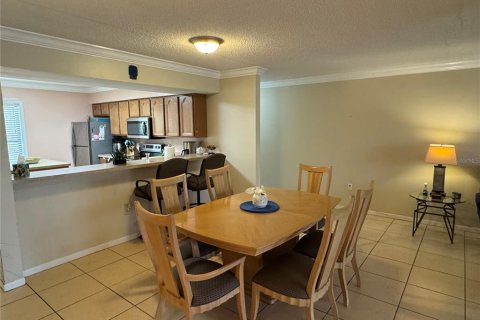 Condo in Bradenton, Florida, 2 bedrooms  № 1796866 - photo 10