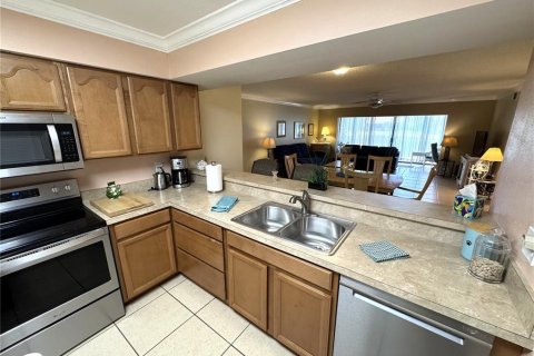 Condo in Bradenton, Florida, 2 bedrooms  № 1796866 - photo 16