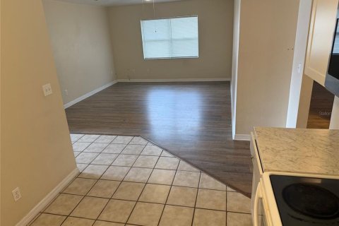 Apartment in Lehigh Acres, Florida 3 bedrooms, 95.22 sq.m. № 2118164 - photo 8