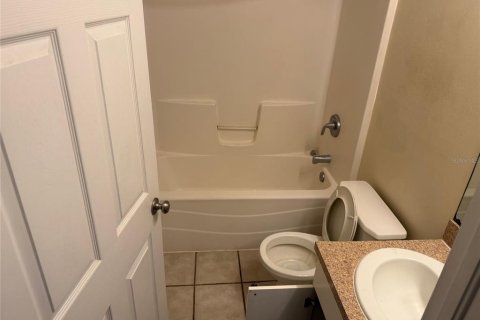 Apartment in Lehigh Acres, Florida 3 bedrooms, 95.22 sq.m. № 2118164 - photo 3