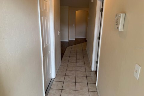Apartment in Lehigh Acres, Florida 3 bedrooms, 95.22 sq.m. № 2118164 - photo 9