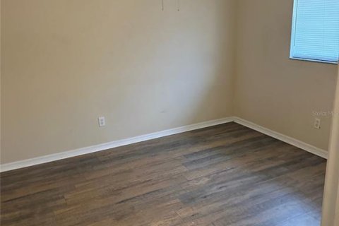 Apartment in Lehigh Acres, Florida 3 bedrooms, 95.22 sq.m. № 2118164 - photo 2