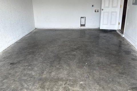 Apartment in Lehigh Acres, Florida 3 bedrooms, 95.22 sq.m. № 2118164 - photo 14