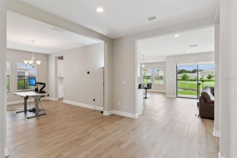 Casa en venta en Fish Hawk, Florida, 4 dormitorios, 302.86 m2 № 2203281 - foto 9